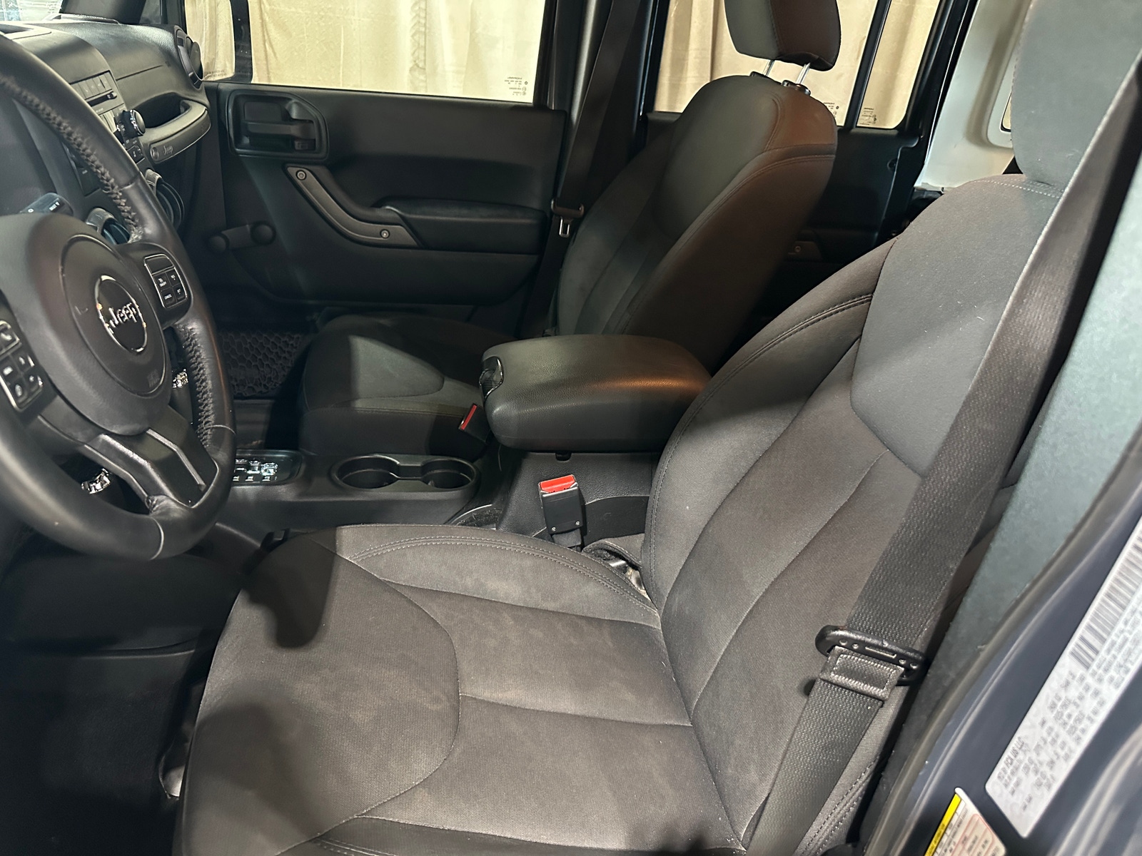 Thumbnail: 2017 Jeep Wrangler - 2