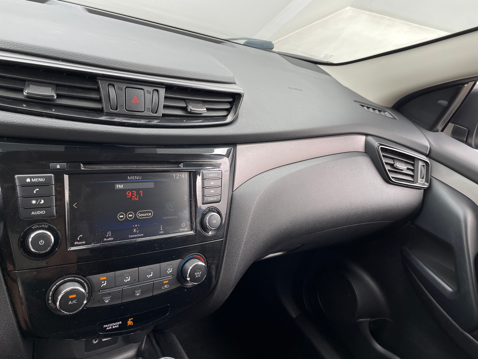 Thumbnail: 2020 Nissan Rogue Sport - 4