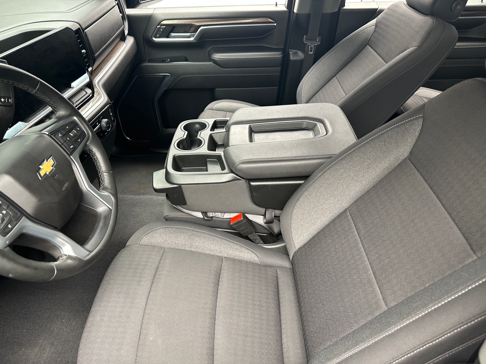 Thumbnail: 2024 Chevrolet Silverado 2500 - 2