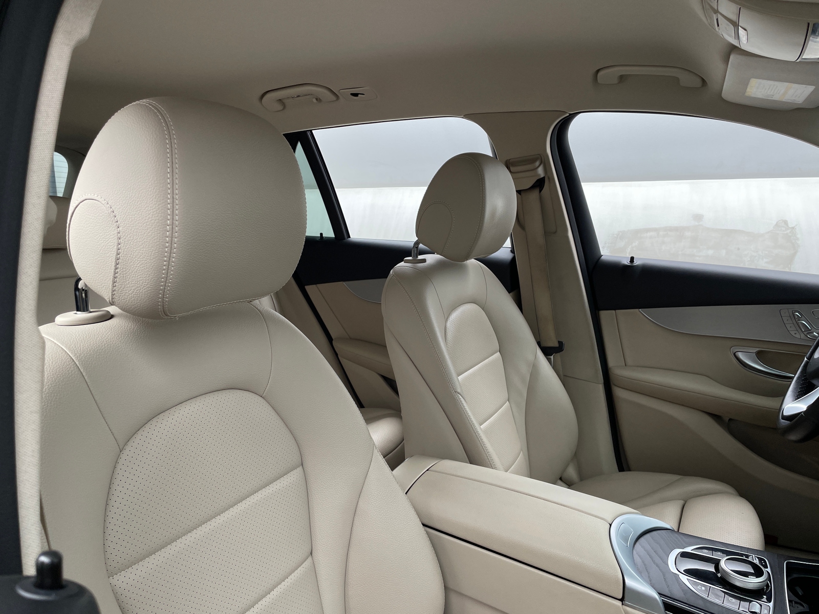 Thumbnail: 2019 Mercedes-Benz GLC - 2