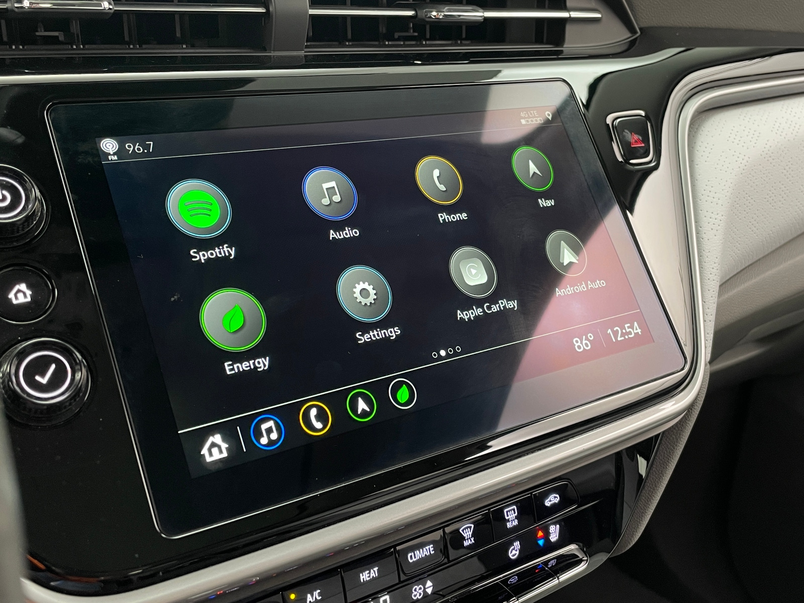 Thumbnail: 2023 Chevrolet Bolt EUV - 3