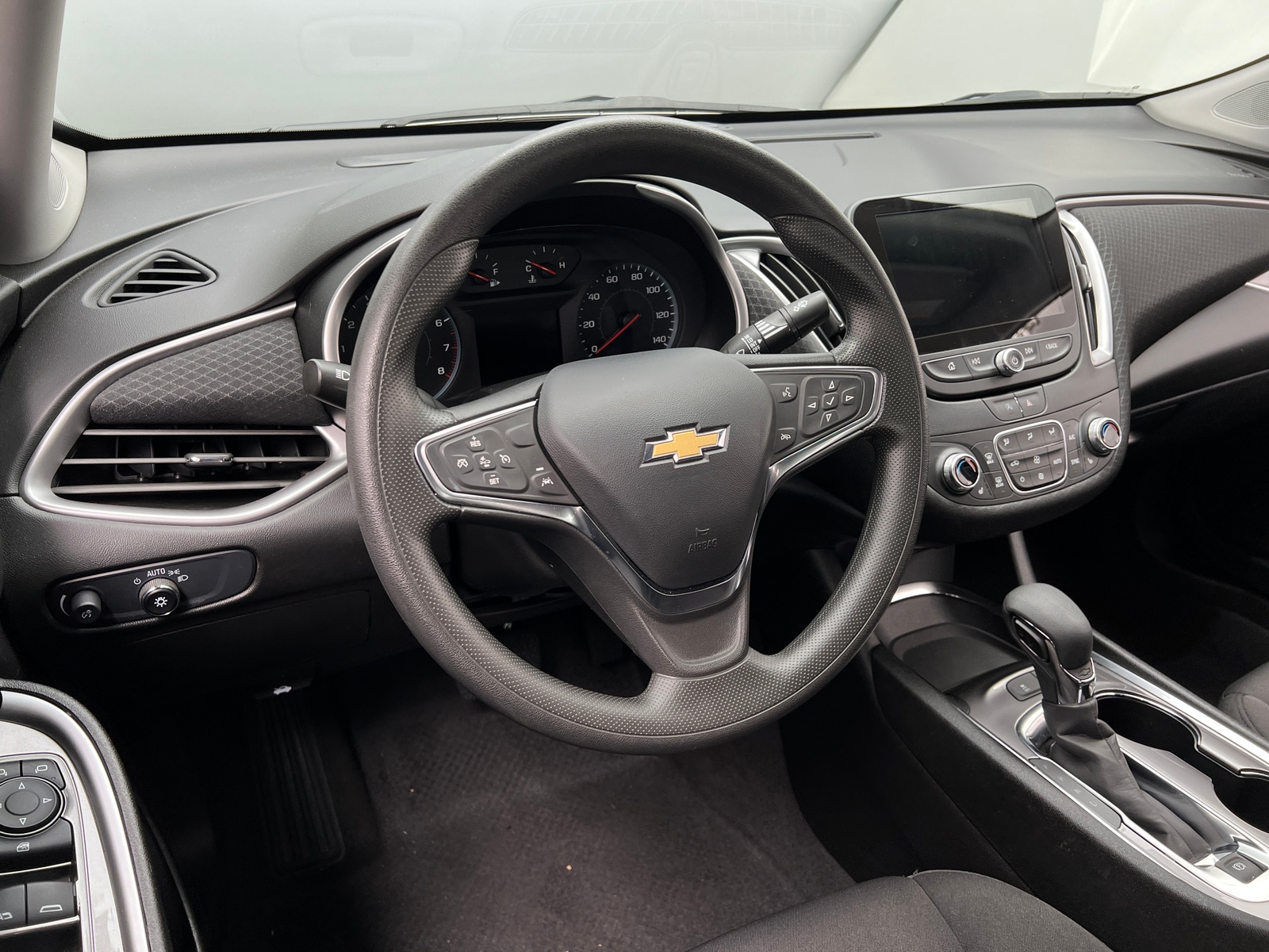 Thumbnail: 2024 Chevrolet Malibu - 5