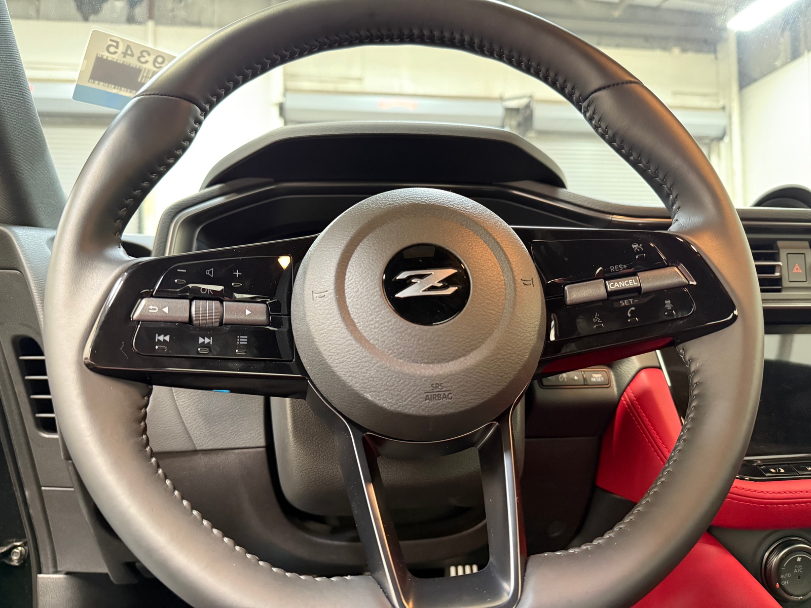 Thumbnail: 2025 Nissan Z - 4