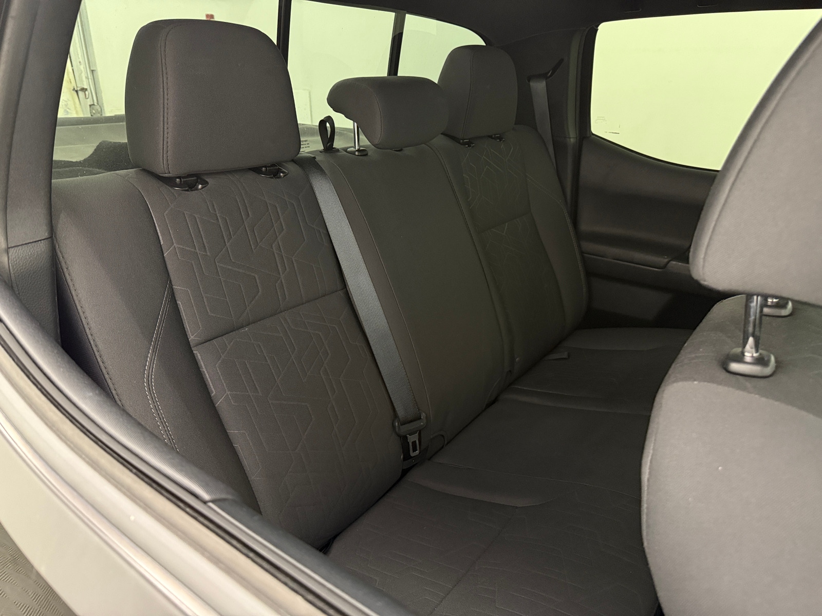 Thumbnail: 2017 Toyota Tacoma - 6