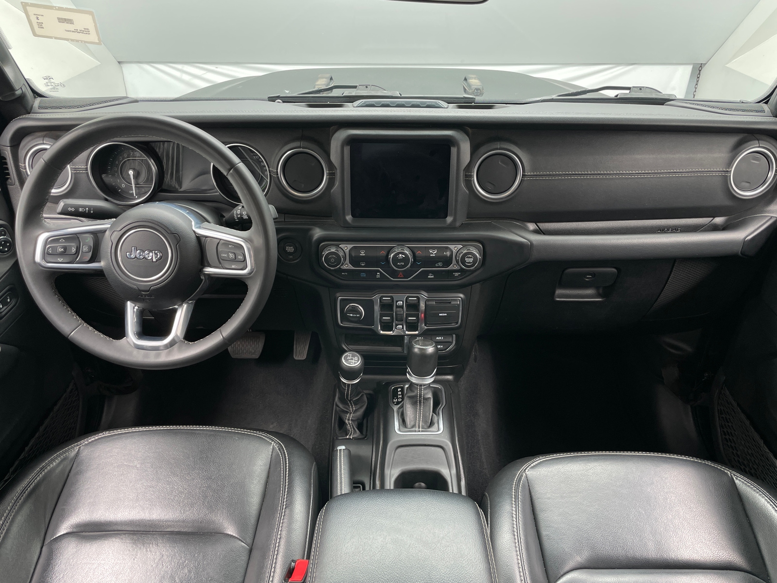 Thumbnail: 2023 Jeep Wrangler - 3