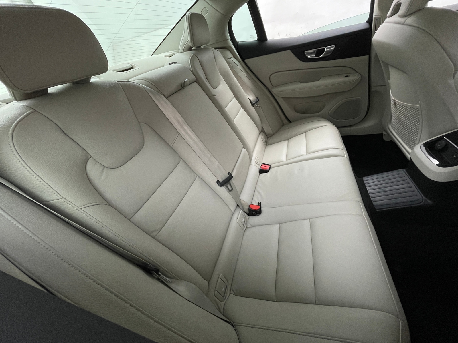 Thumbnail: 2024 Volvo S60 - 5