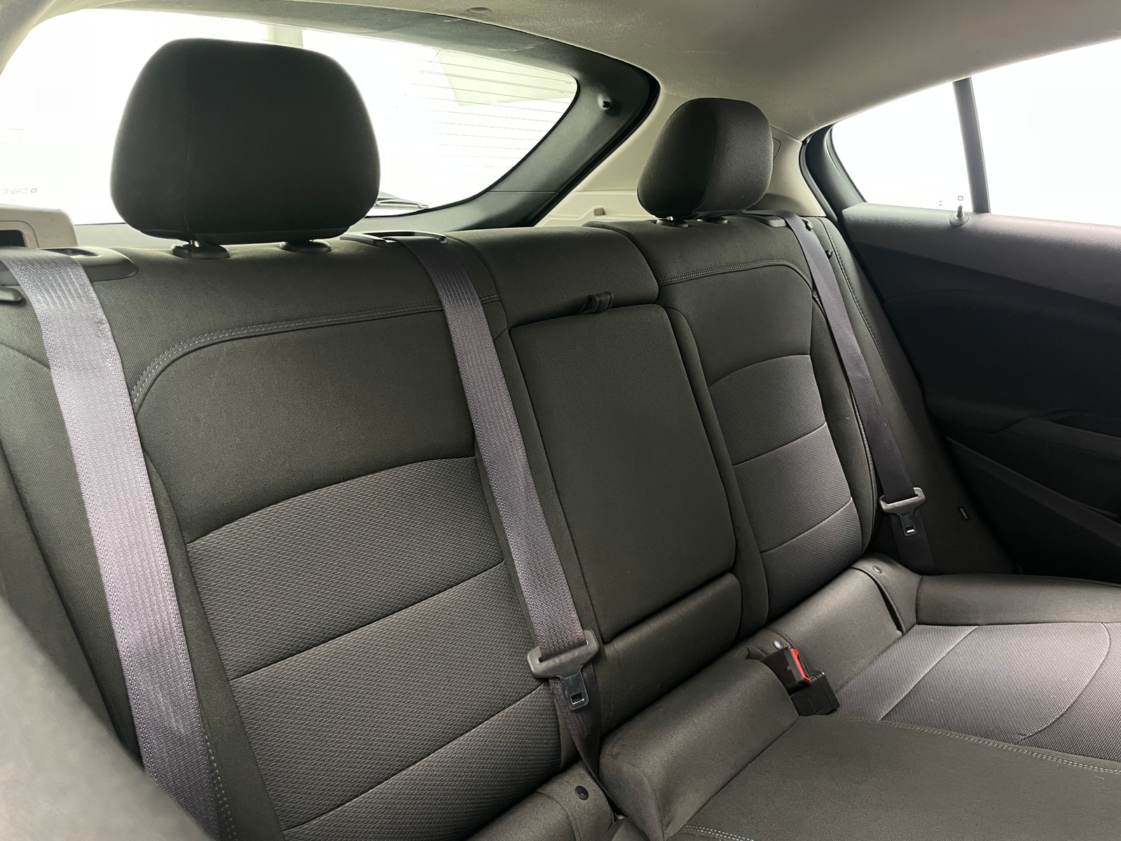 Thumbnail: 2017 Chevrolet Cruze - 6