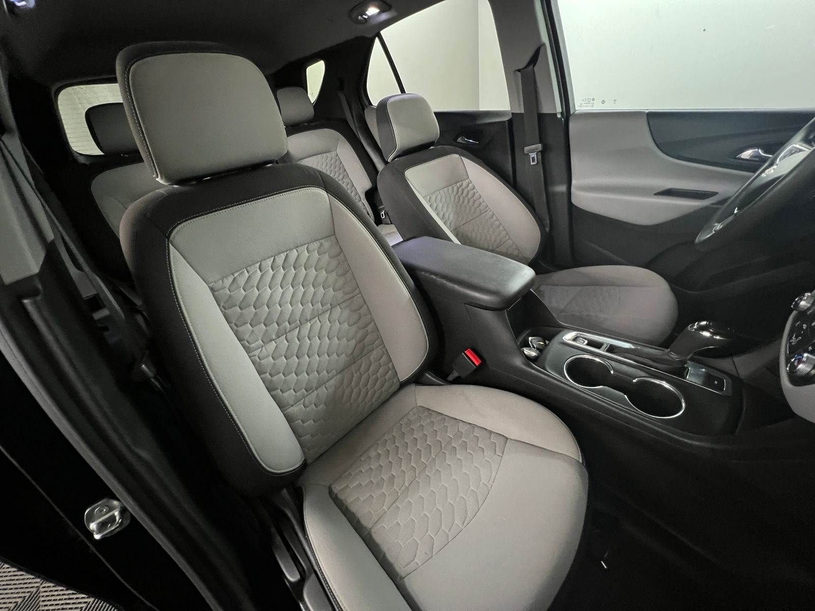 Thumbnail: 2020 Chevrolet Equinox - 2