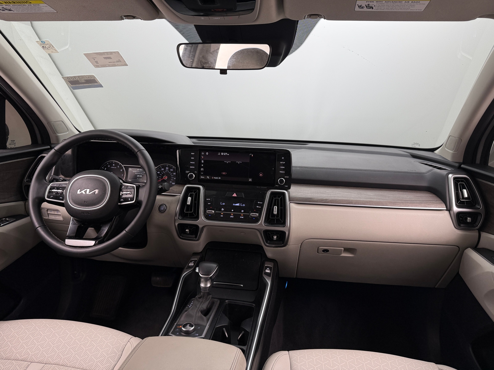 Thumbnail: 2022 Kia Sorento - 2