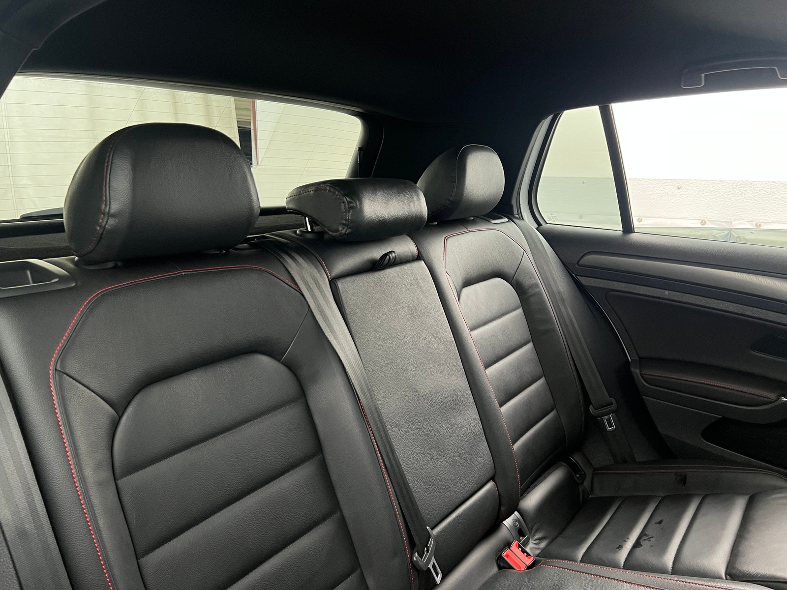 Thumbnail: 2019 Volkswagen Golf - 6