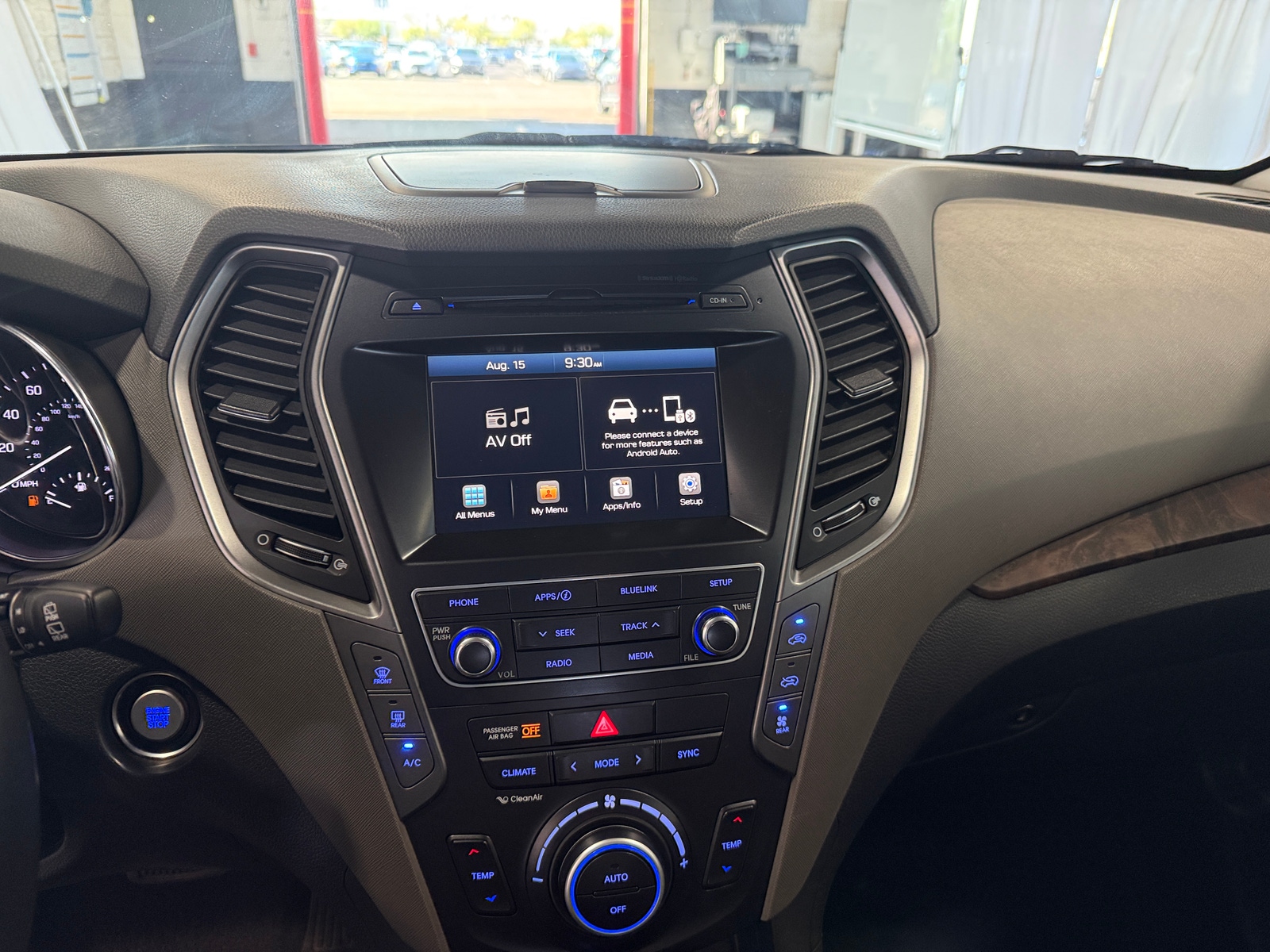 Thumbnail: 2017 Hyundai Santa Fe - 3