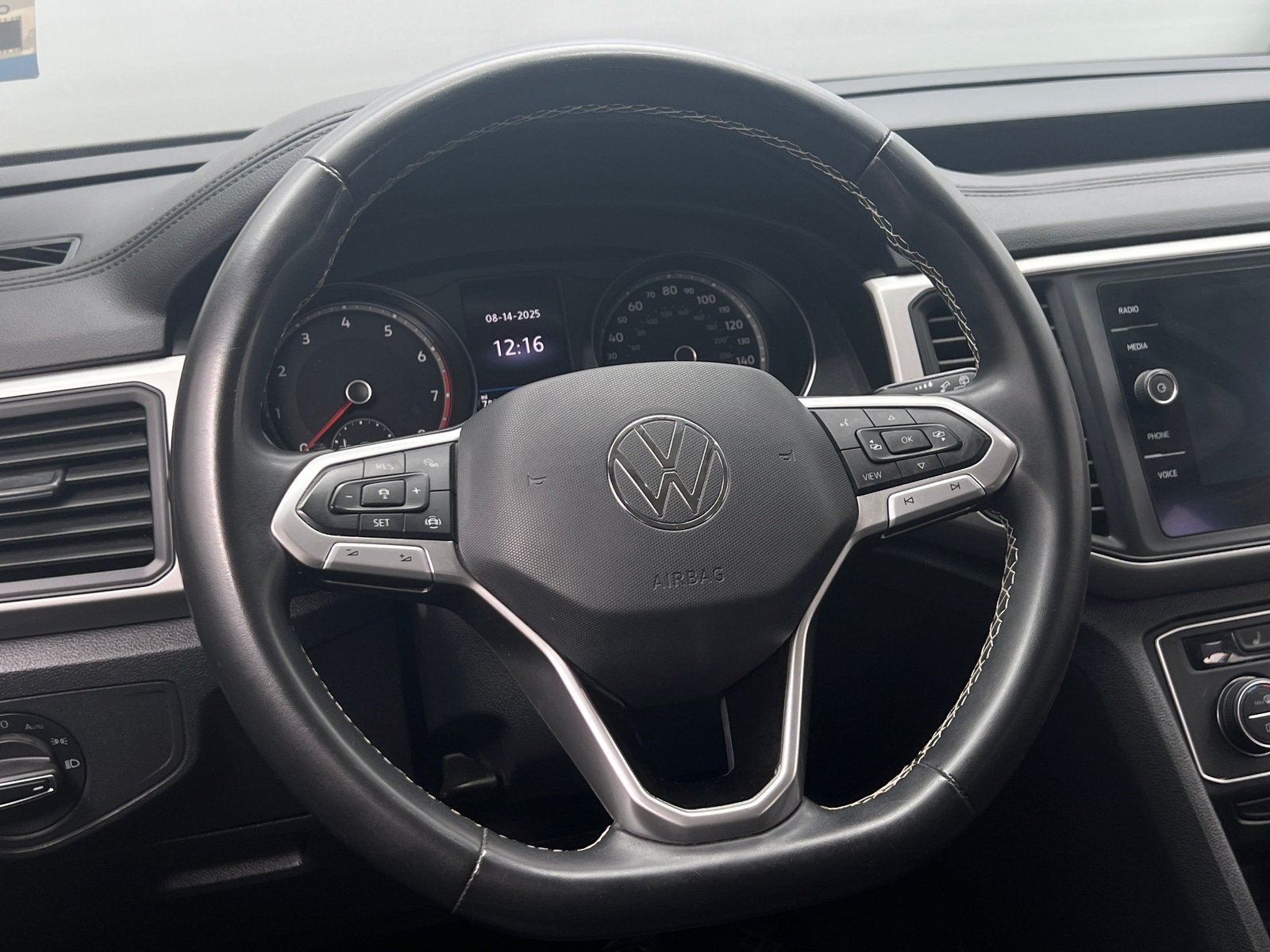 Thumbnail: 2021 Volkswagen Atlas - 4