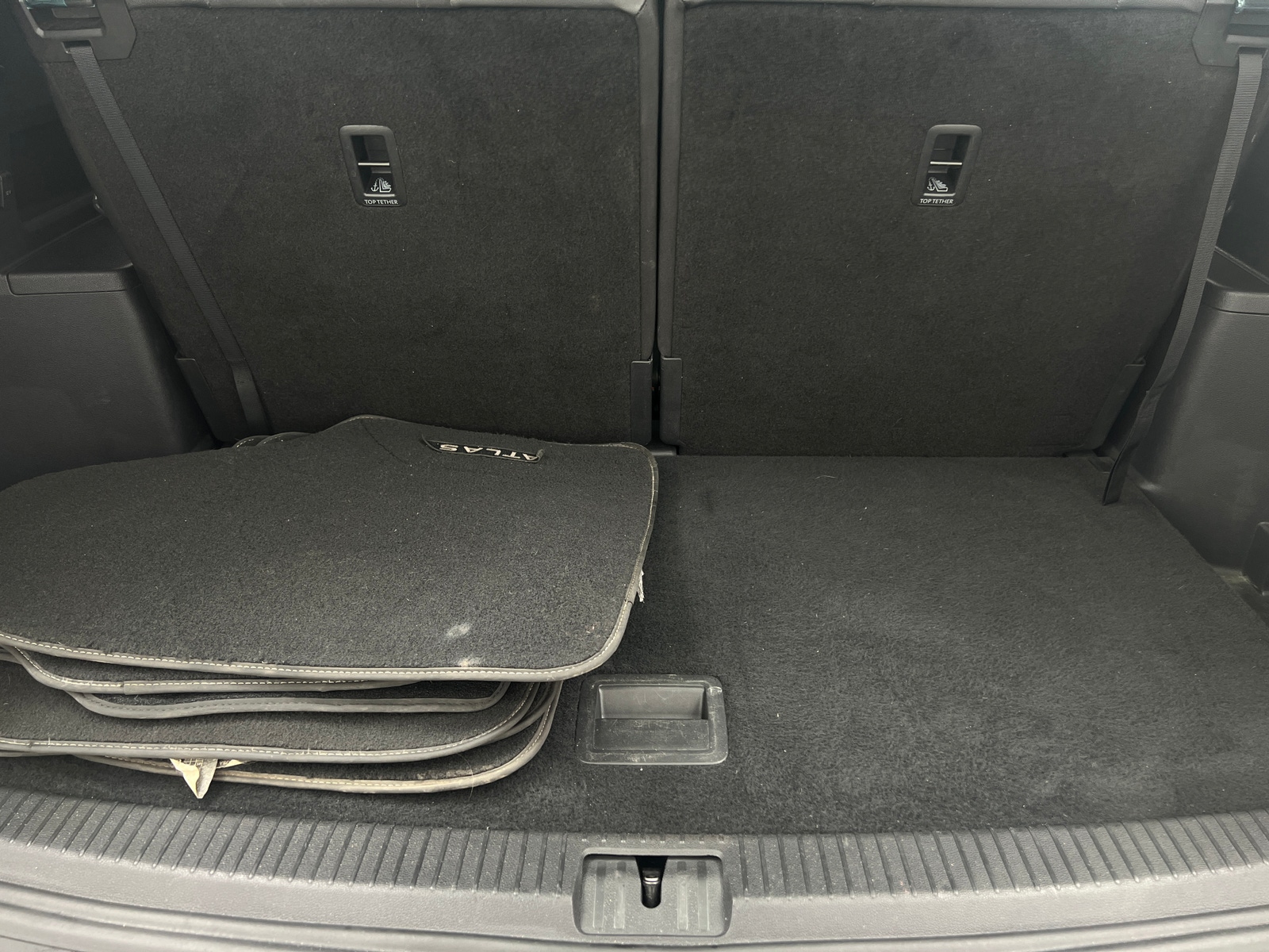 Thumbnail: 2021 Volkswagen Atlas - 6