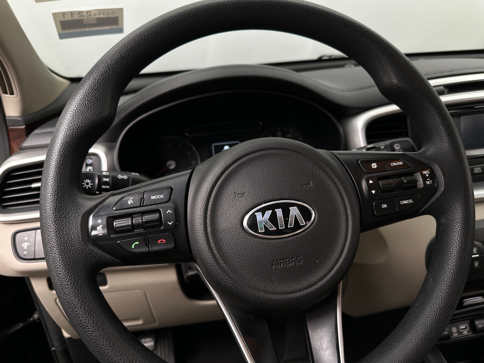 Thumbnail: 2017 Kia Sorento - 5