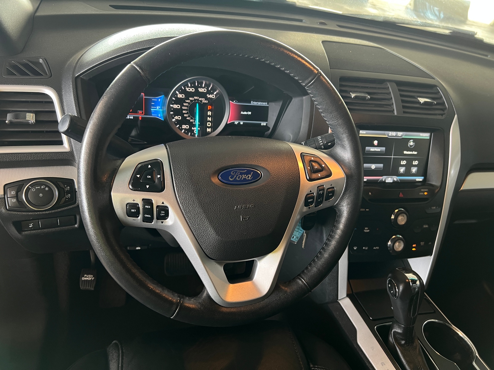 Thumbnail: 2015 Ford Explorer - 5