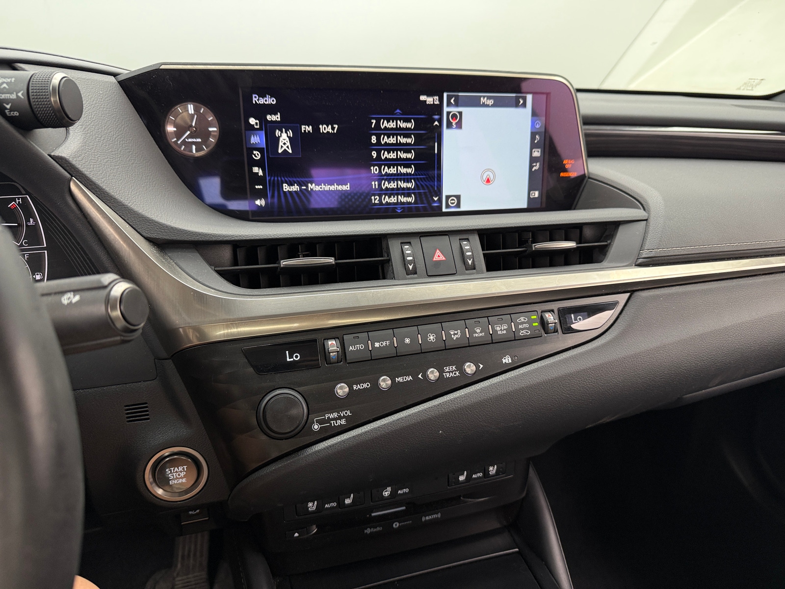 Thumbnail: 2019 Lexus ES - 4
