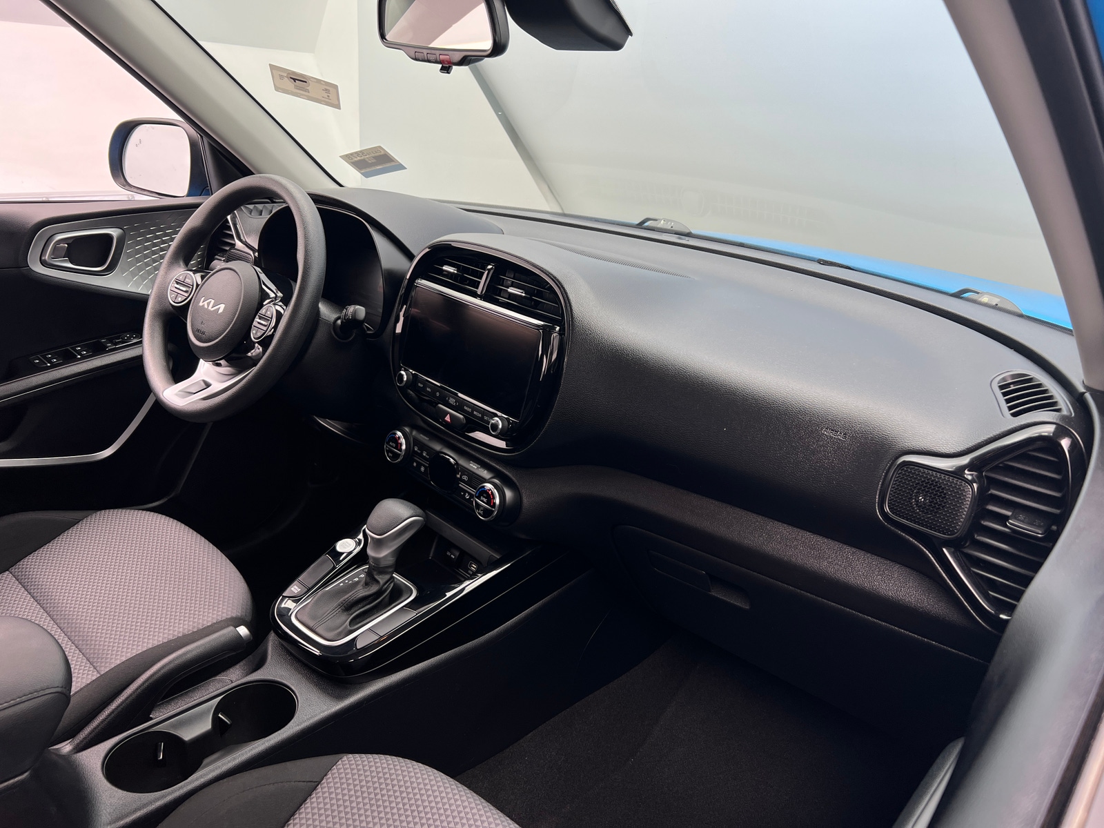 Thumbnail: 2023 Kia Soul - 3