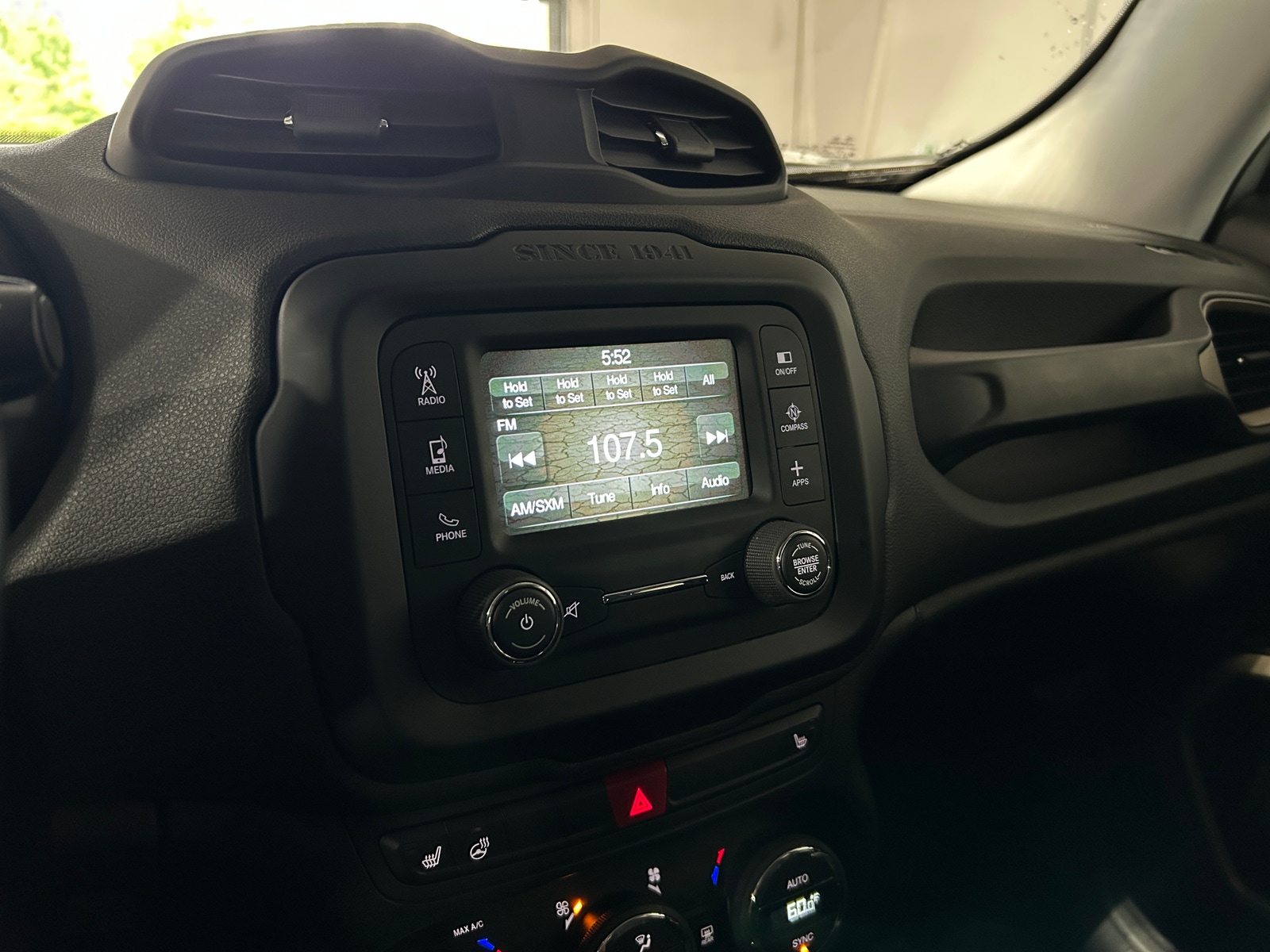 Thumbnail: 2017 Jeep Renegade - 4
