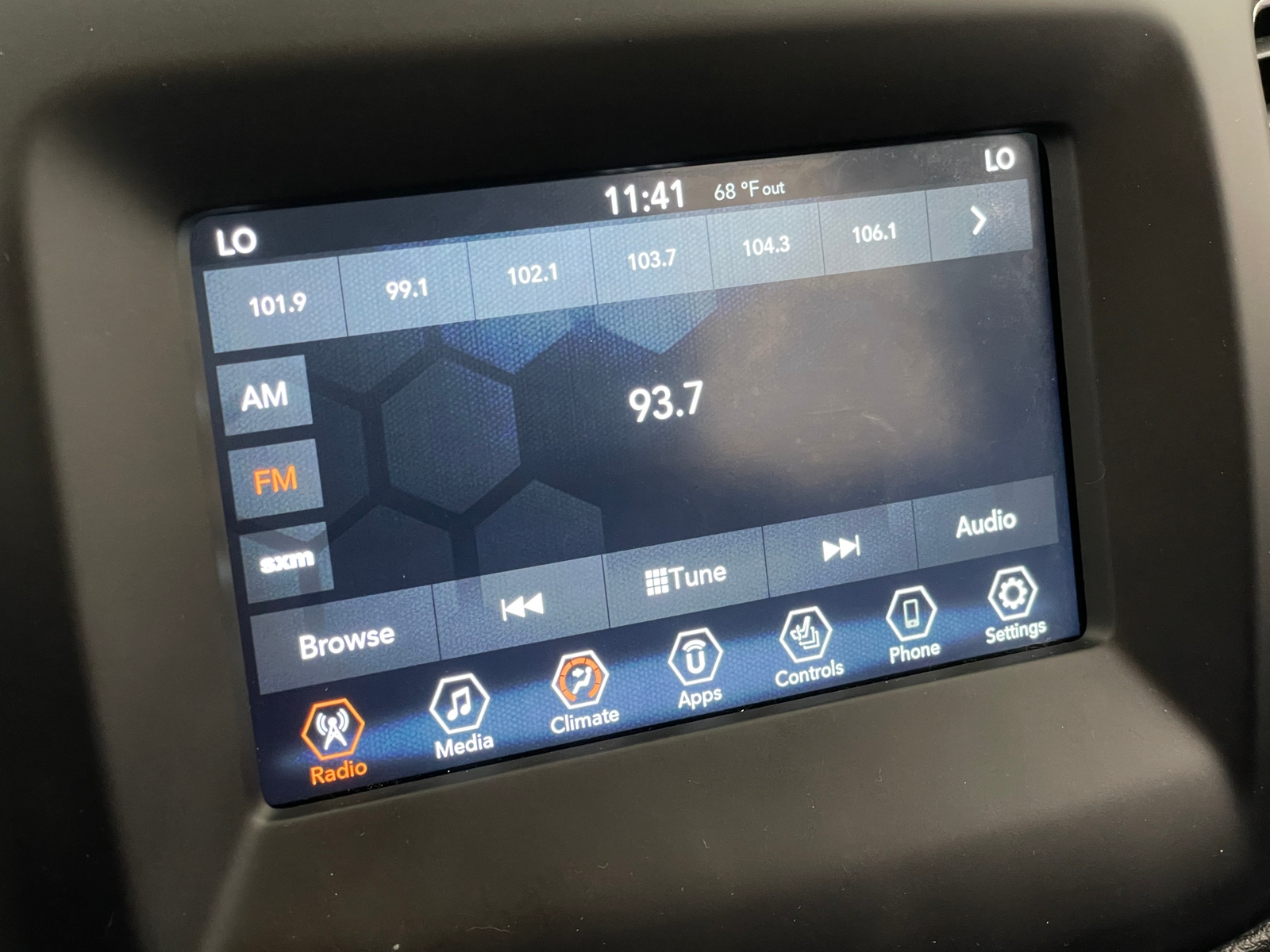 Thumbnail: 2019 Jeep Compass - 3