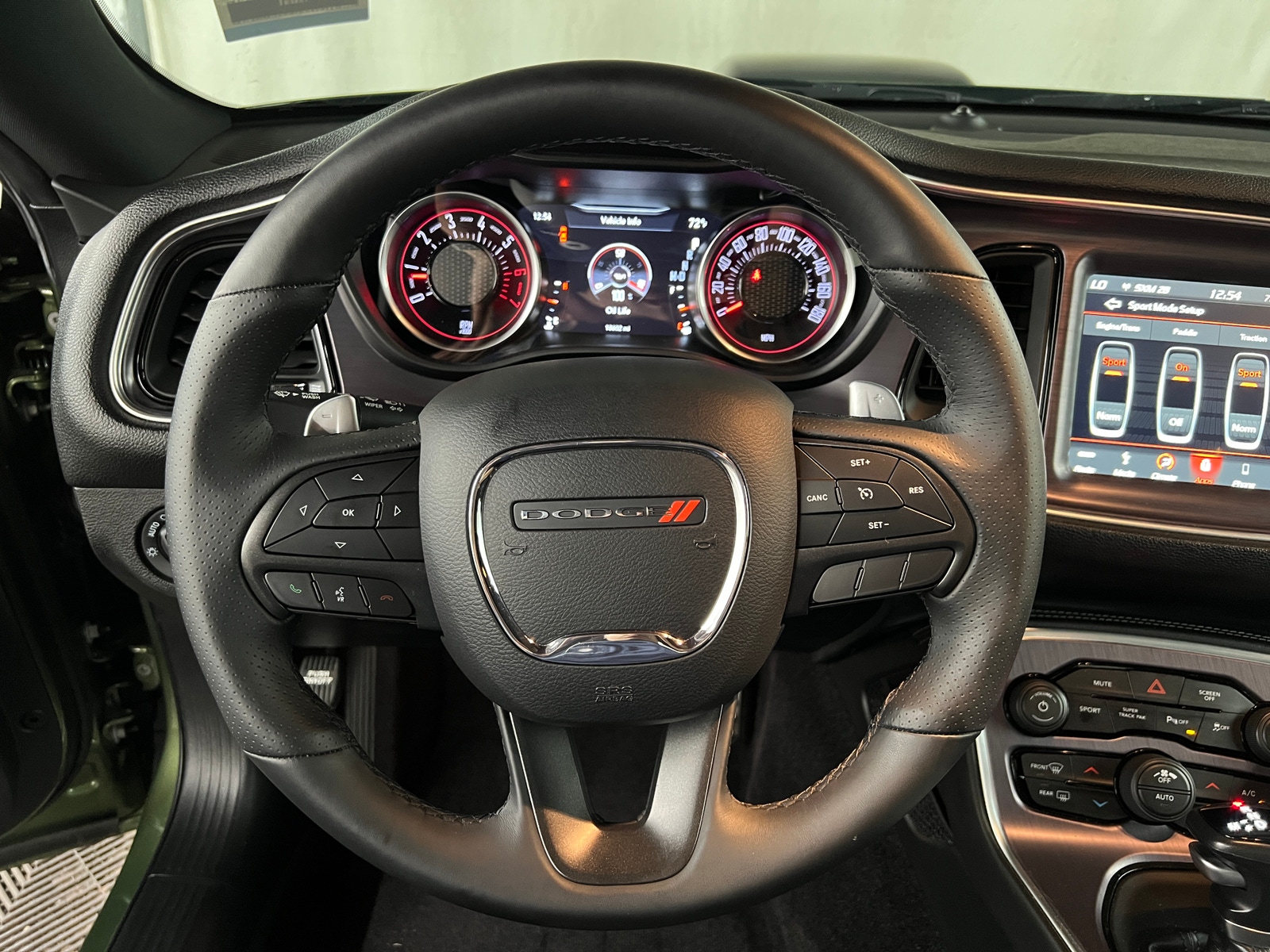 Thumbnail: 2018 Dodge Challenger - 4