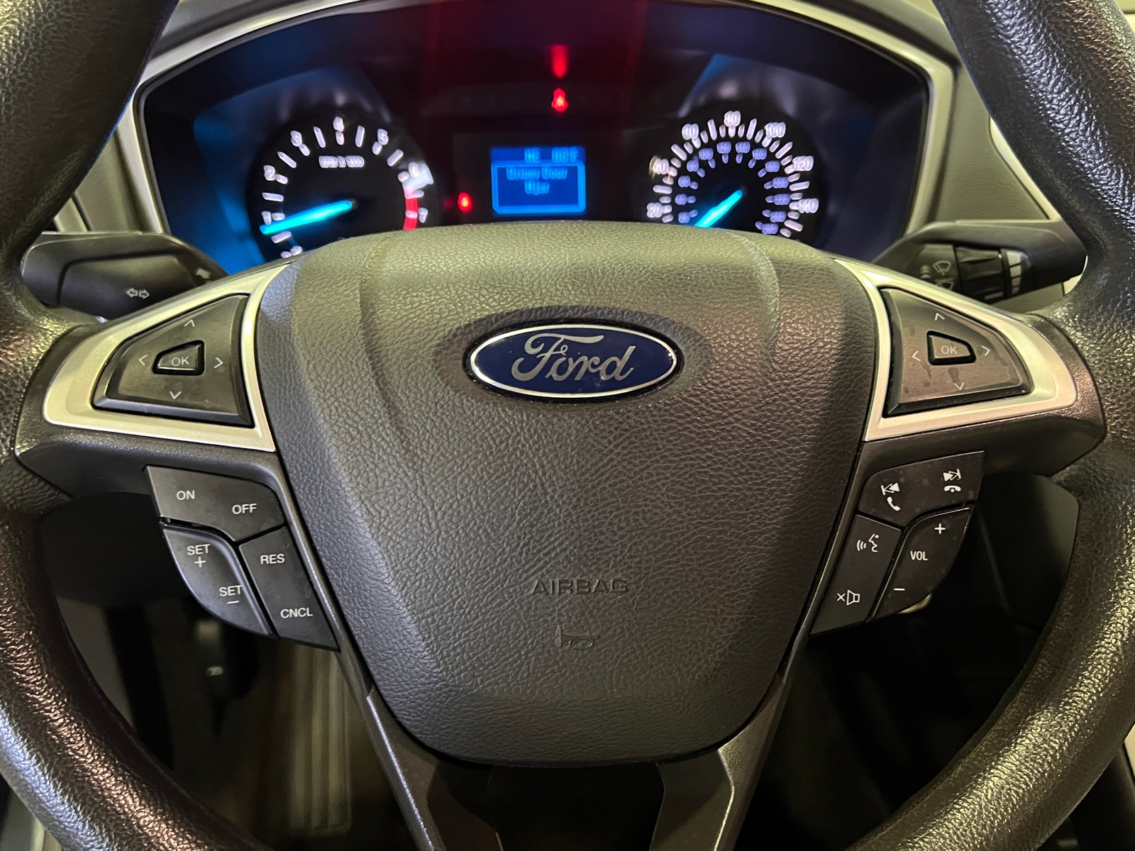 Thumbnail: 2015 Ford Fusion - 5