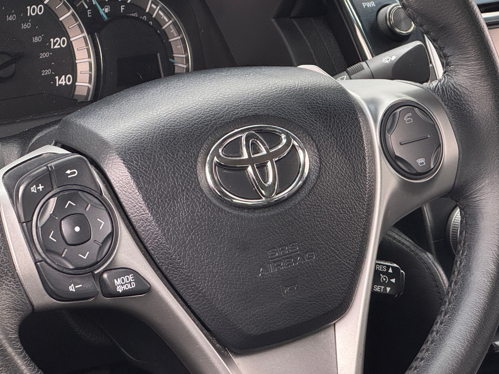 Thumbnail: 2012 Toyota Camry - 5