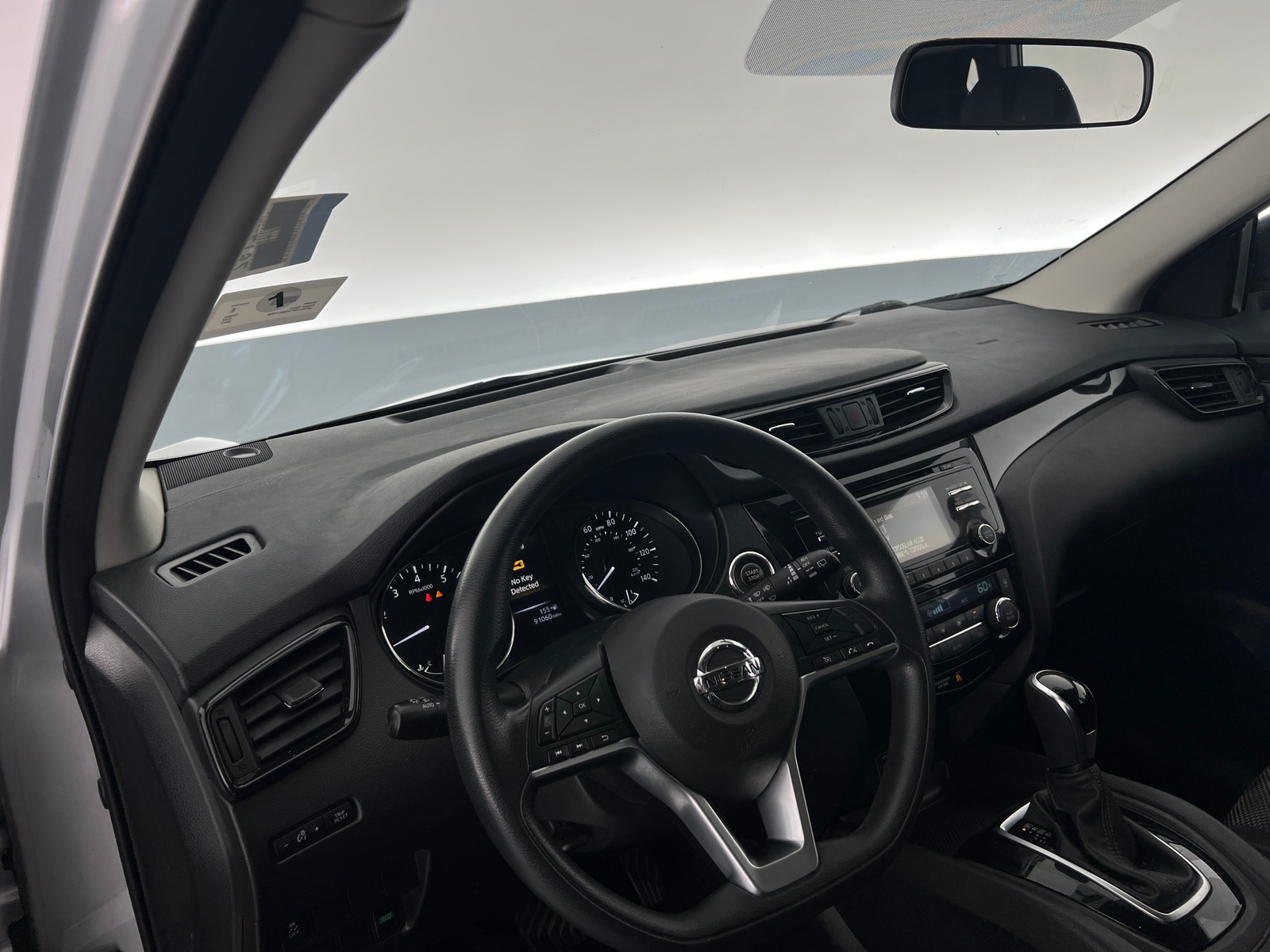 Thumbnail: 2017 Nissan Rogue Sport - 3