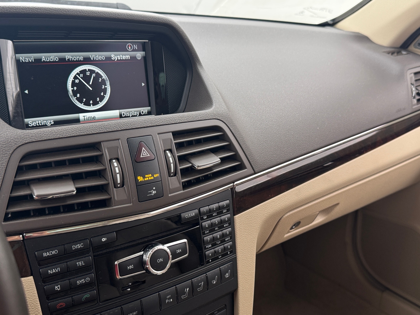Thumbnail: 2013 Mercedes-Benz E-Class - 3