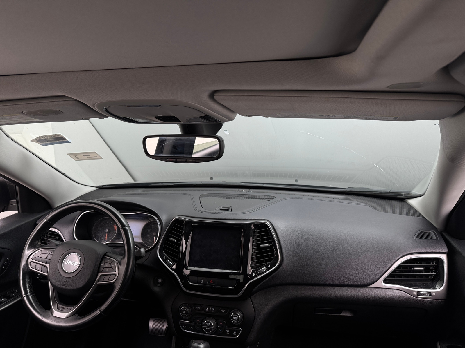 Thumbnail: 2019 Jeep Cherokee - 2