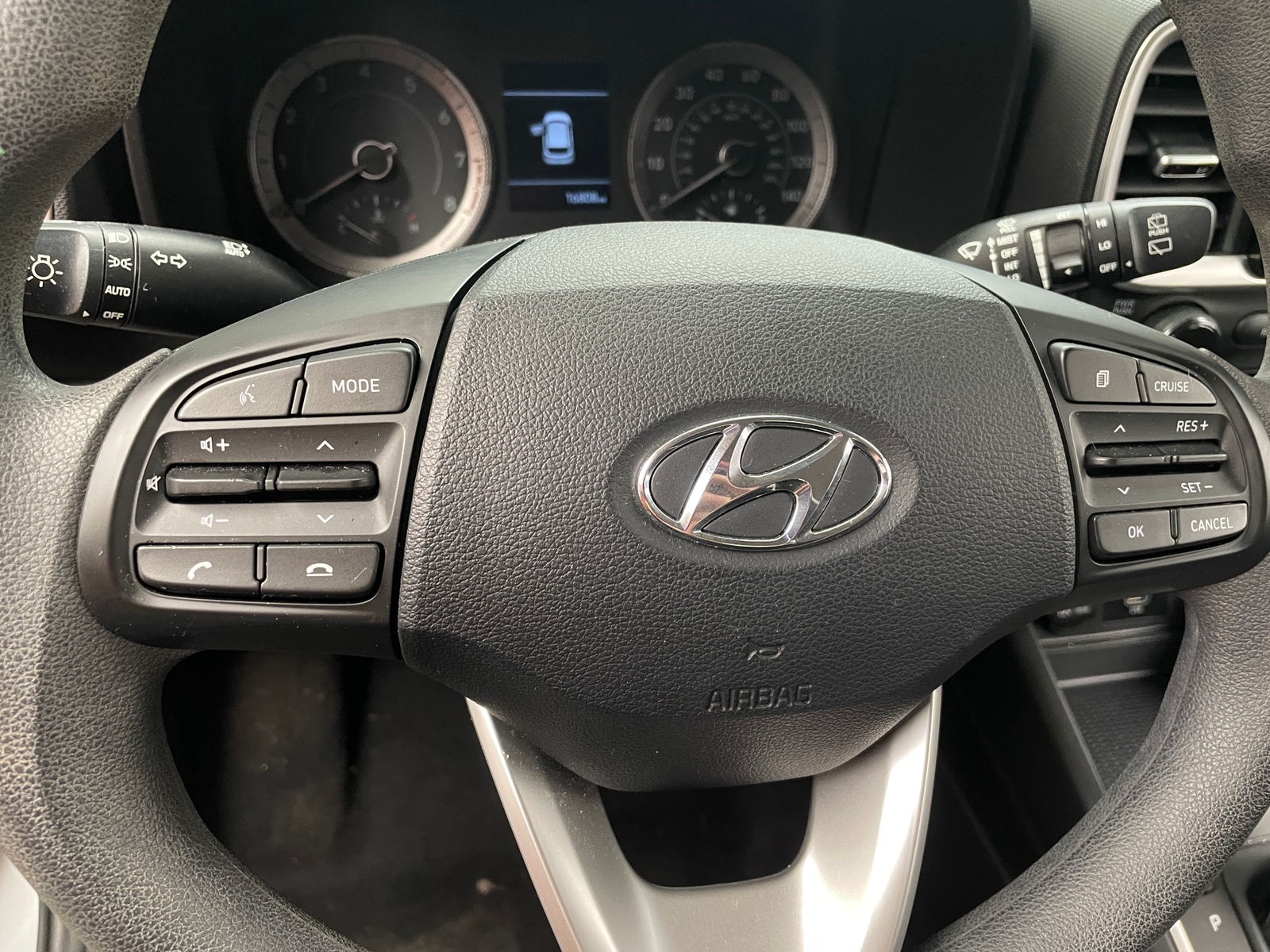 Thumbnail: 2020 Hyundai Venue - 5