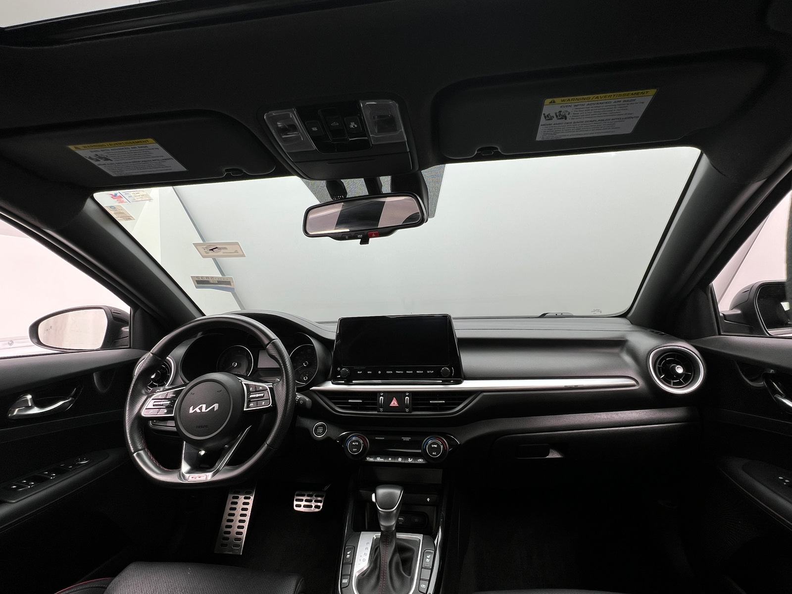 Thumbnail: 2024 Kia Forte - 3