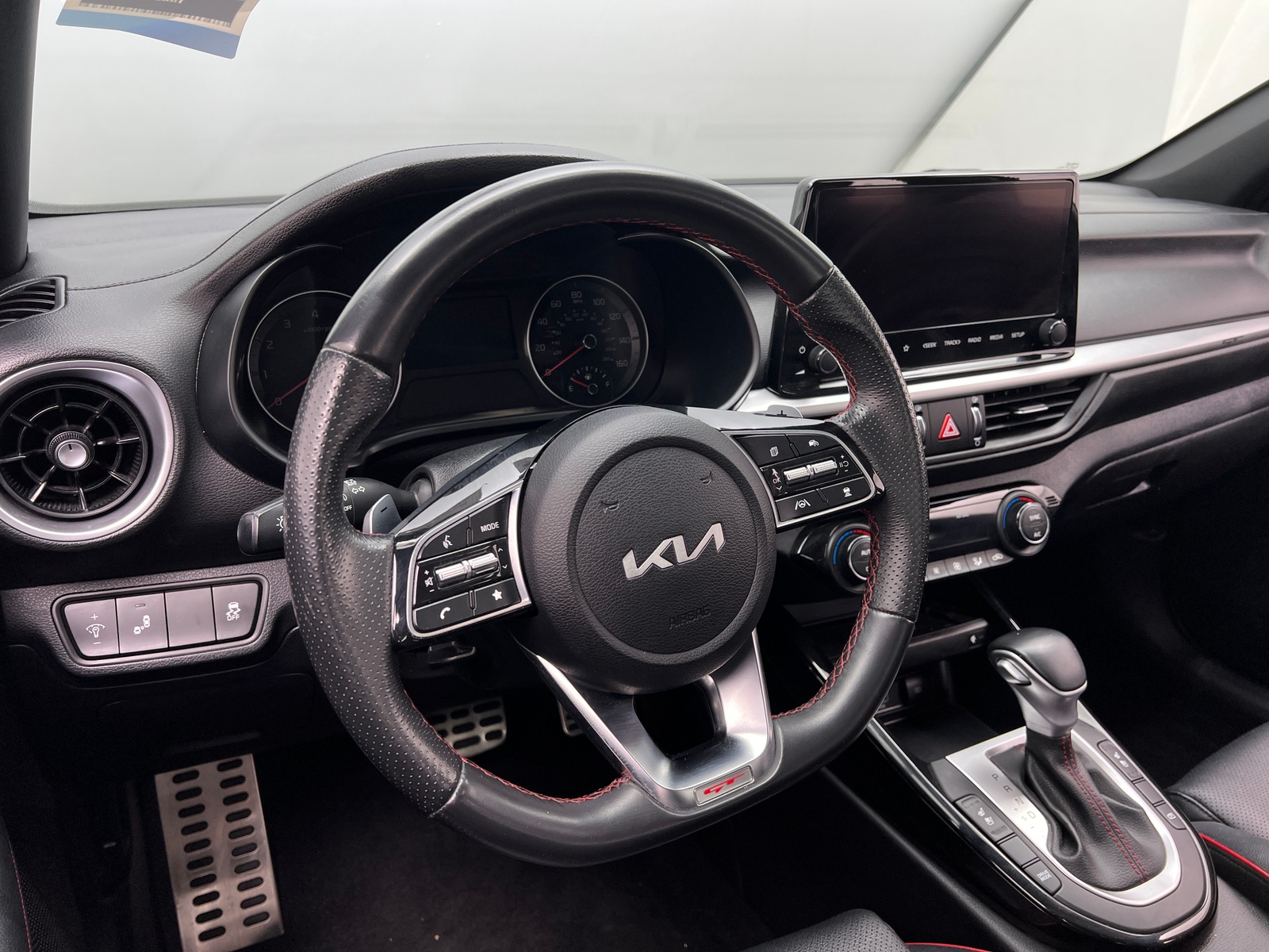 Thumbnail: 2024 Kia Forte - 5