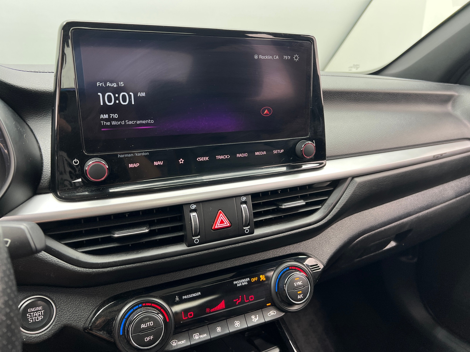 Thumbnail: 2024 Kia Forte - 4