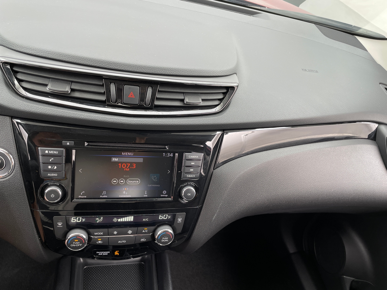 Thumbnail: 2021 Nissan Rogue Sport - 4