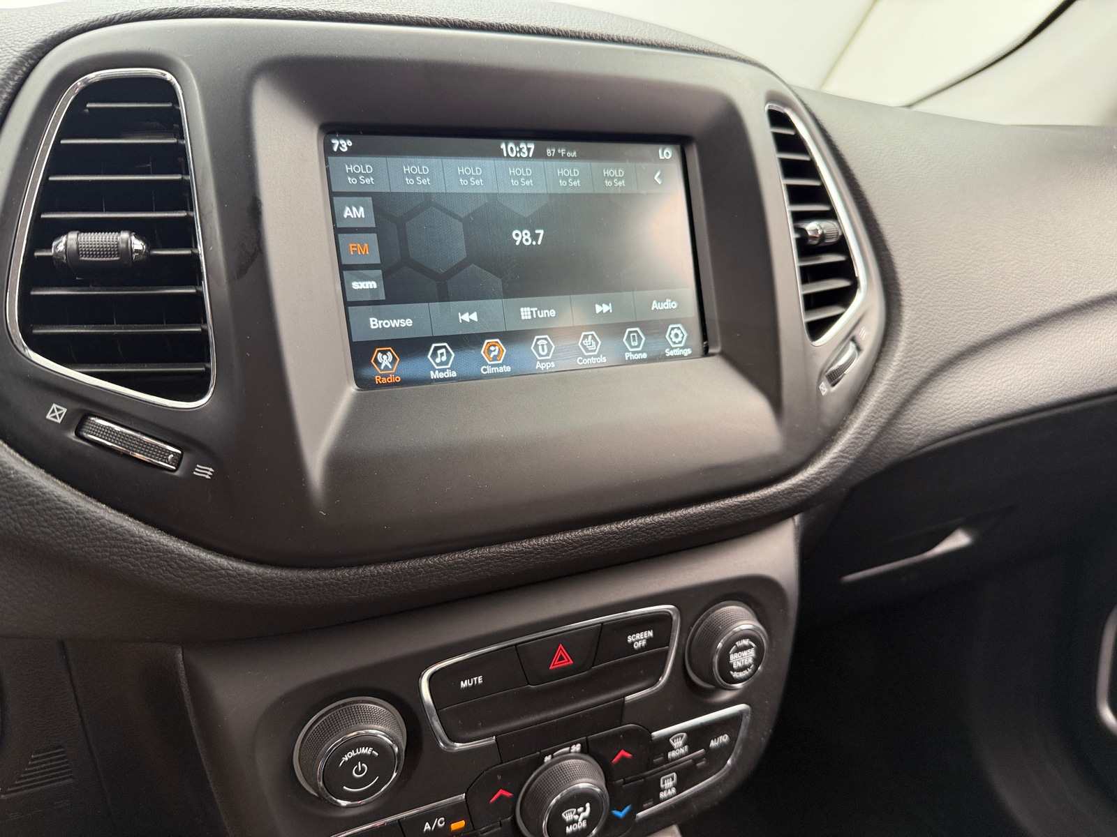 Thumbnail: 2018 Jeep Compass - 4