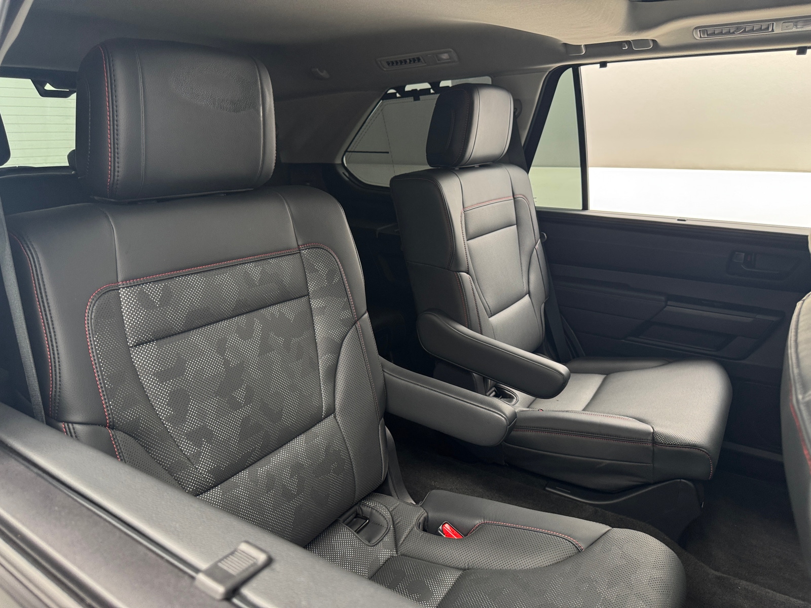 Thumbnail: 2023 Toyota Sequoia - 5