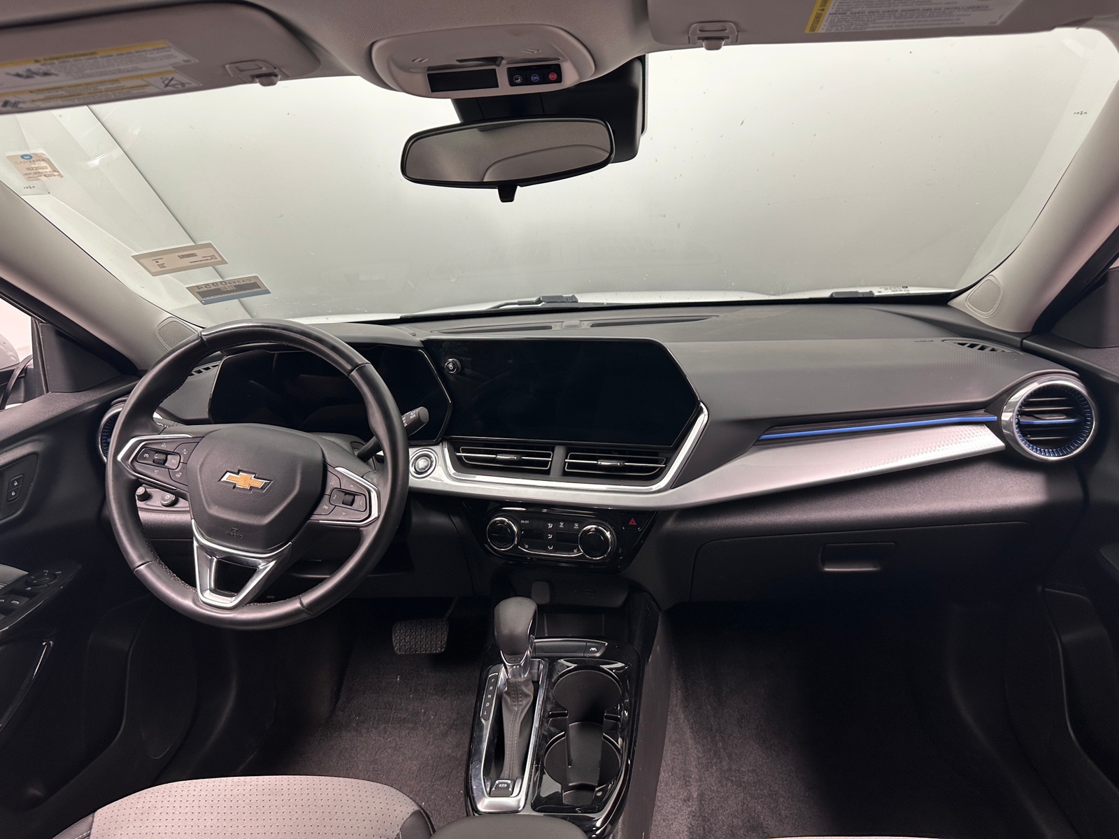 Thumbnail: 2024 Chevrolet Trax - 3