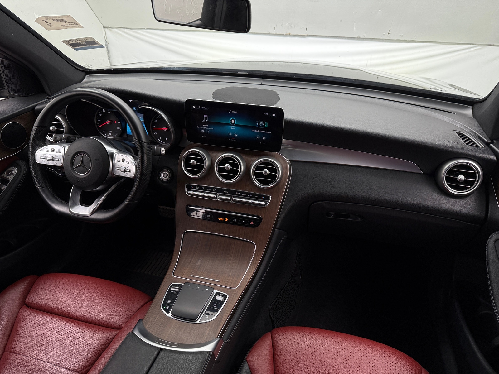 Thumbnail: 2020 Mercedes-Benz GLC - 2
