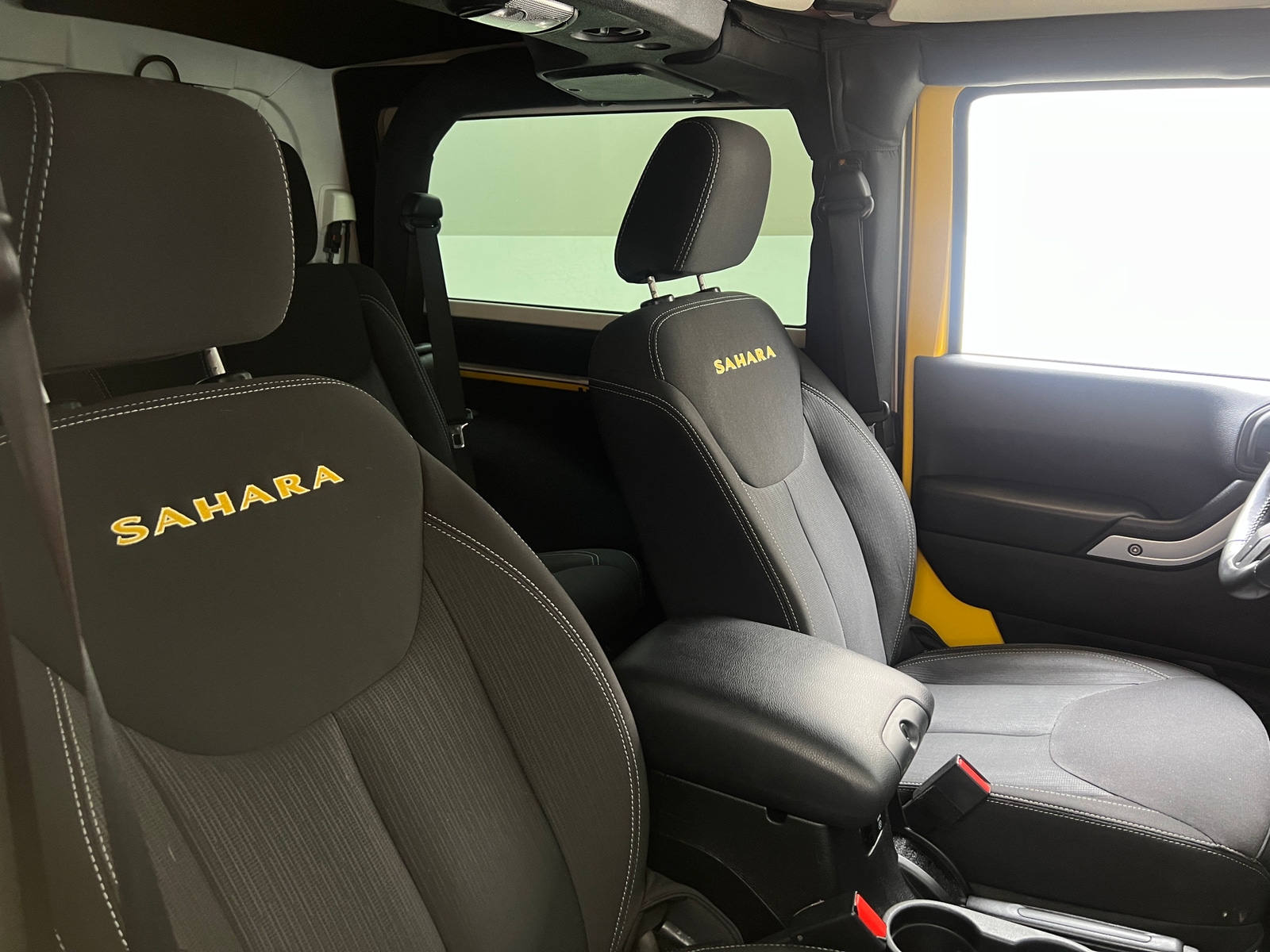 Thumbnail: 2015 Jeep Wrangler - 2