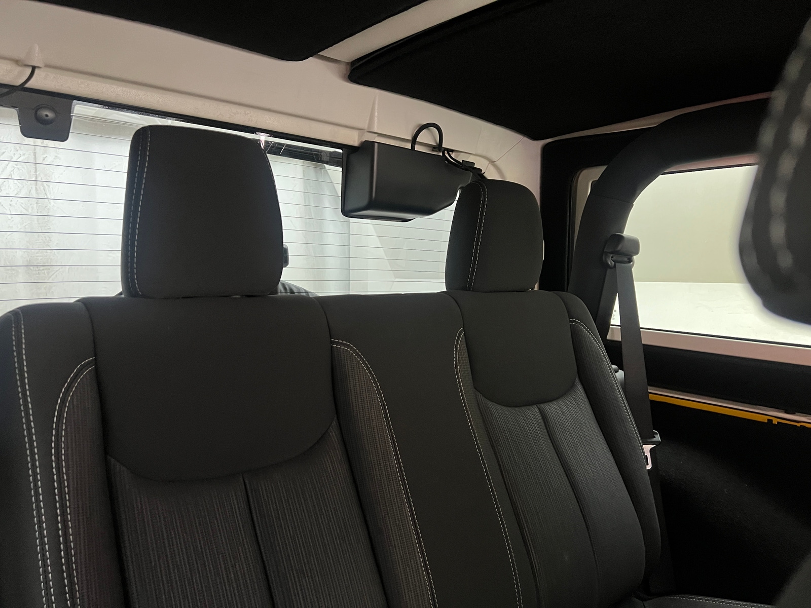 Thumbnail: 2015 Jeep Wrangler - 6