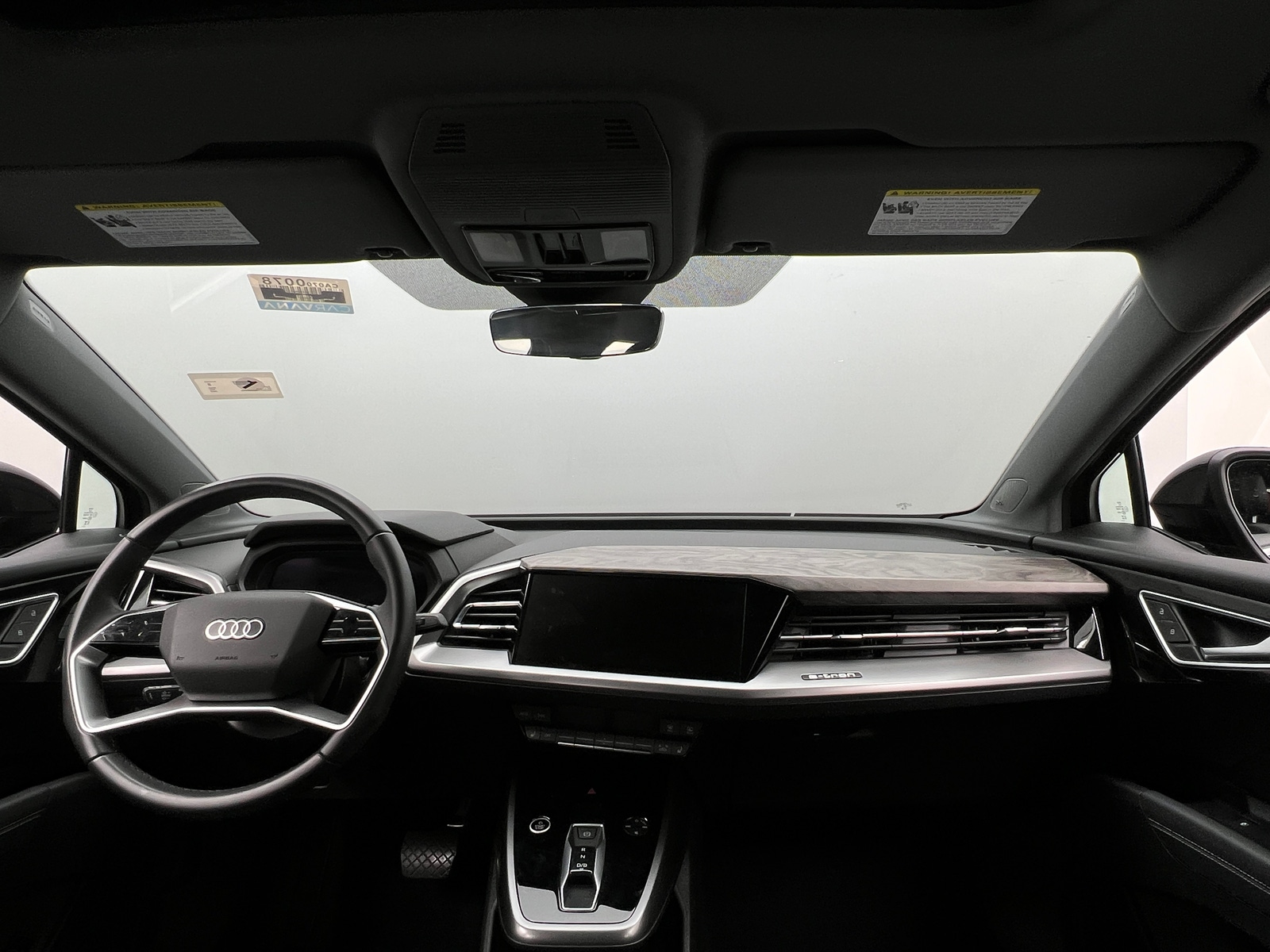 Thumbnail: 2023 Audi Q4 e-tron - 2