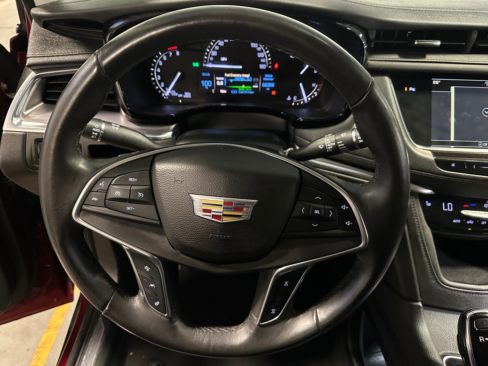 Thumbnail: 2017 Cadillac XT5 - 4