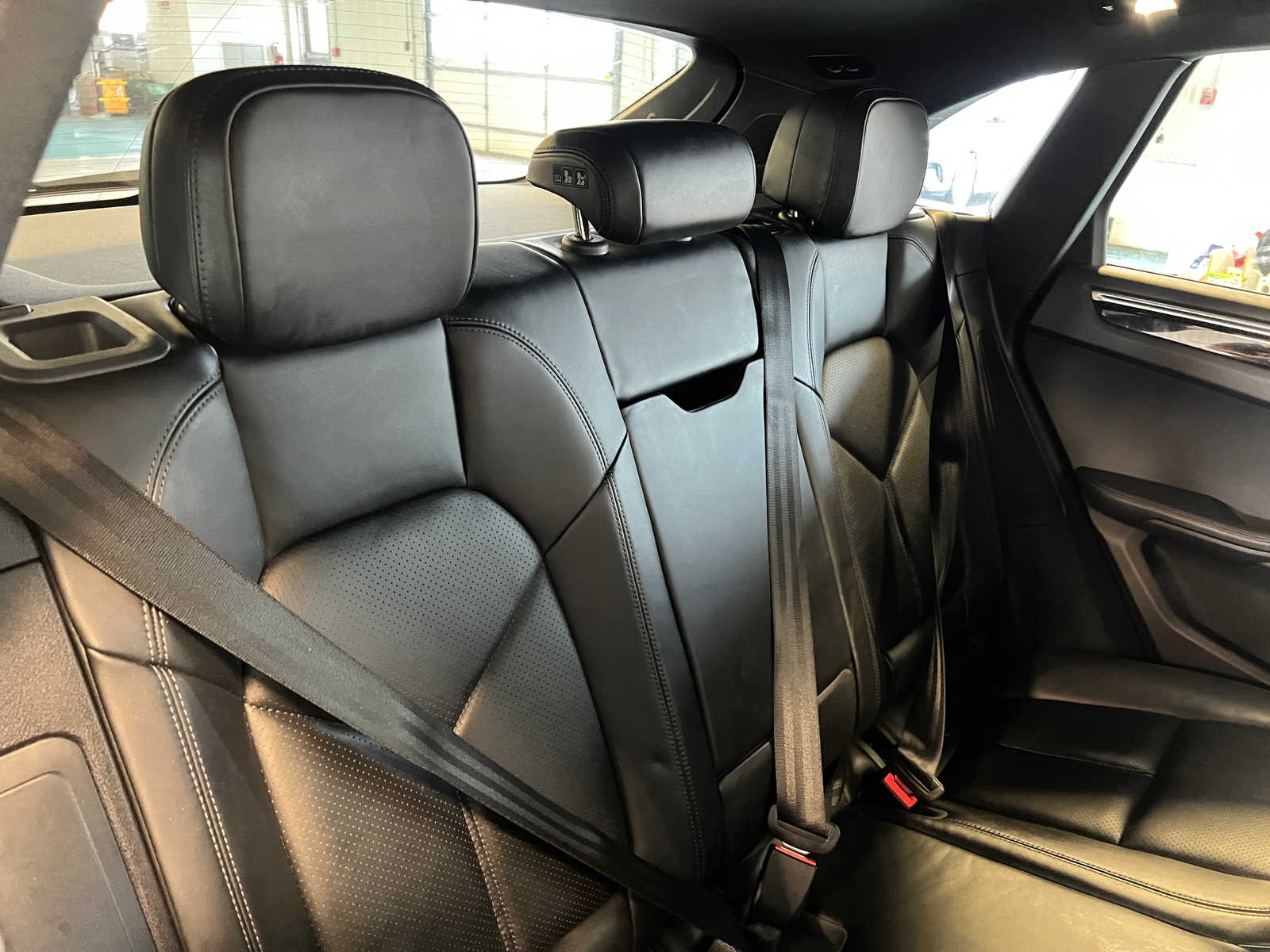 Thumbnail: 2020 Porsche Macan - 5