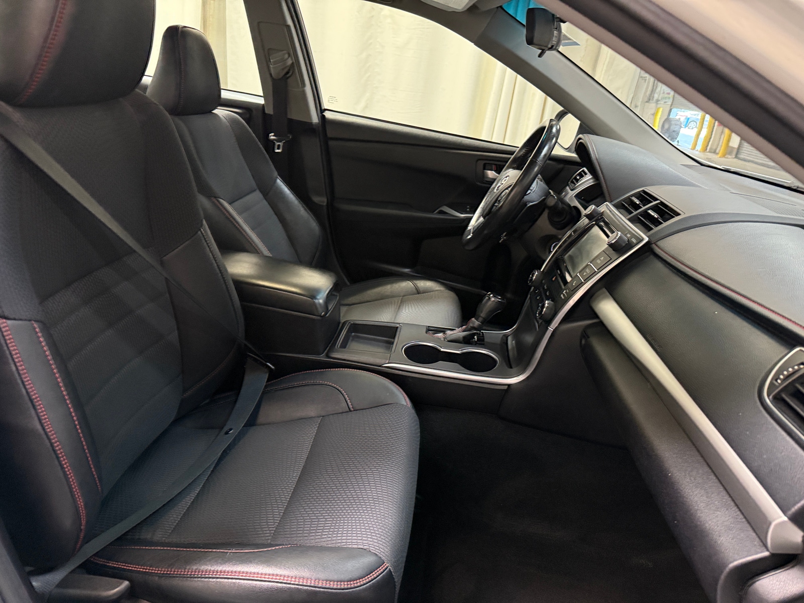 Thumbnail: 2017 Toyota Camry - 2