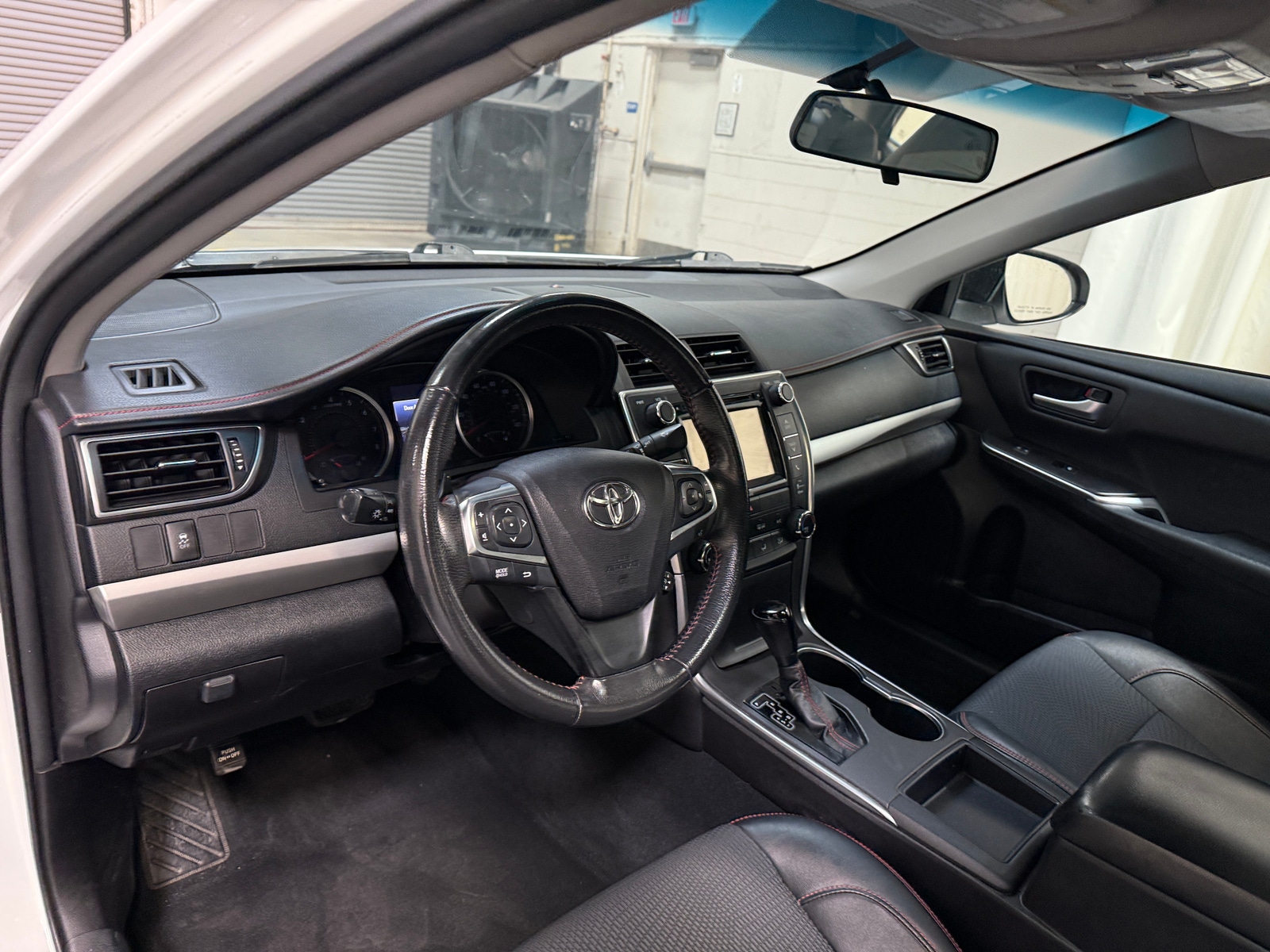 Thumbnail: 2017 Toyota Camry - 3