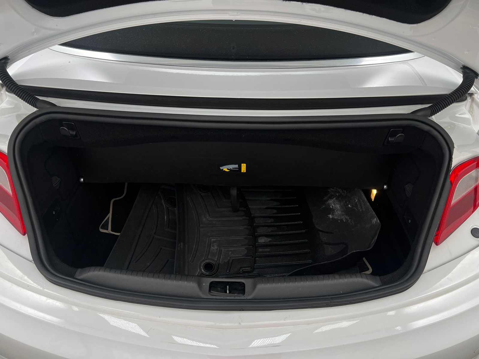 Thumbnail: 2016 Buick Cascada - 6