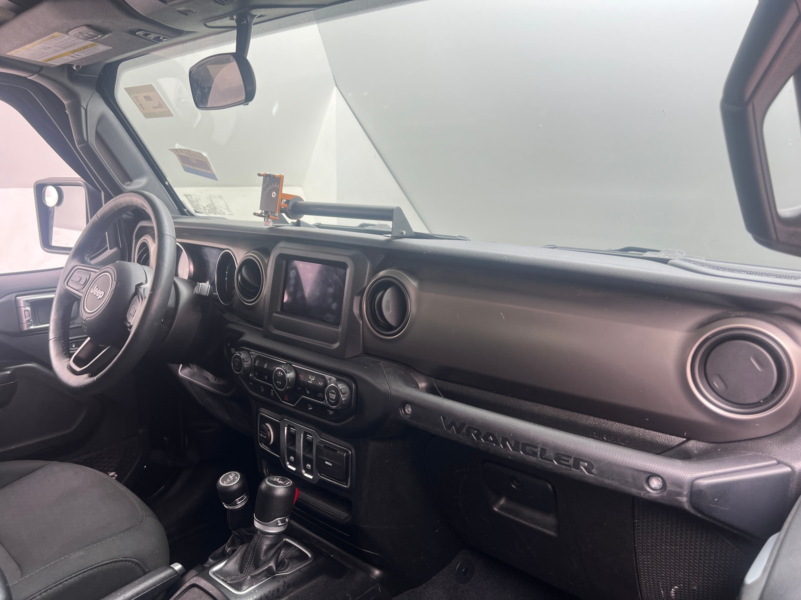 Thumbnail: 2019 Jeep Wrangler - 3