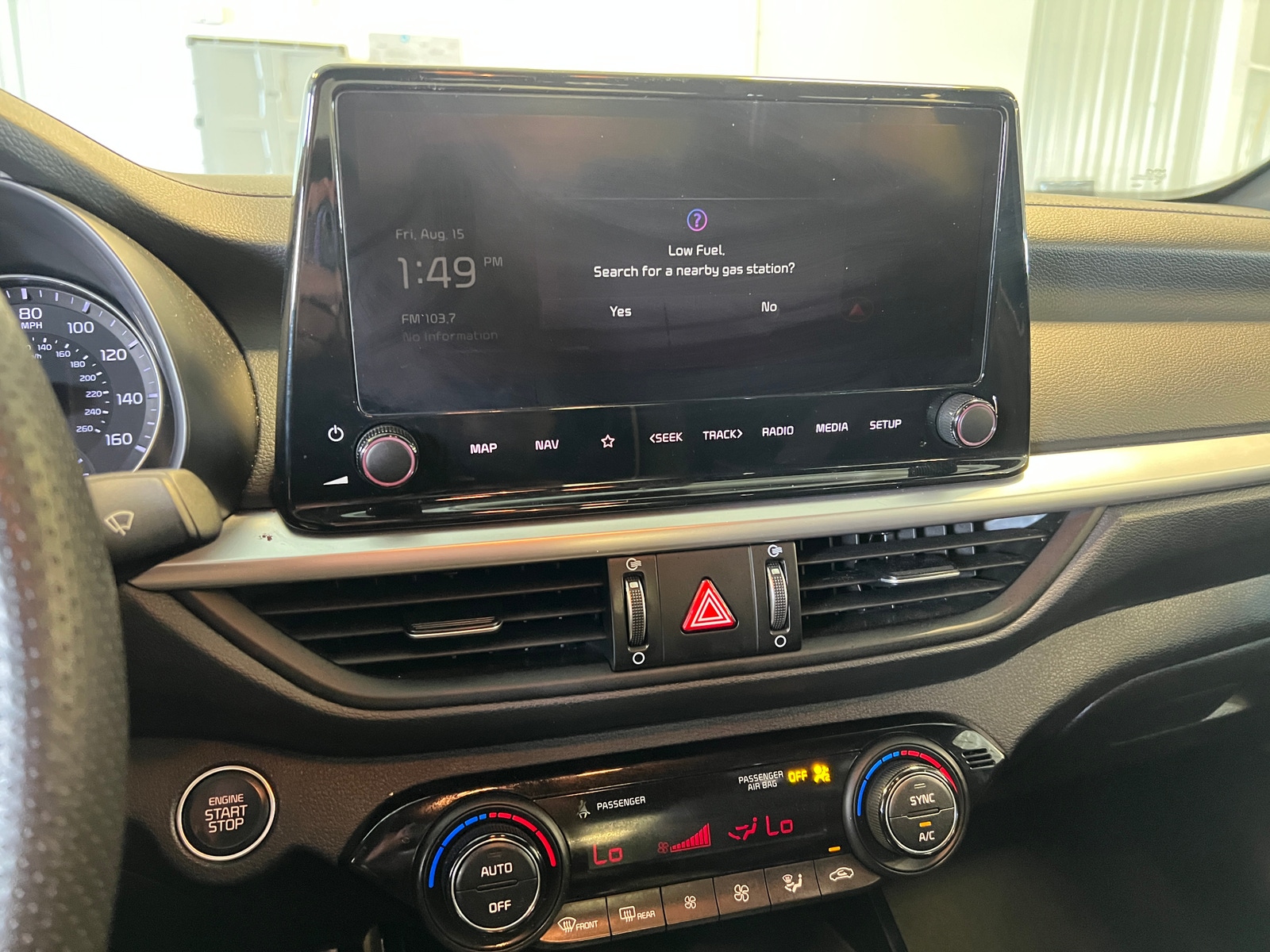 Thumbnail: 2024 Kia Forte - 3