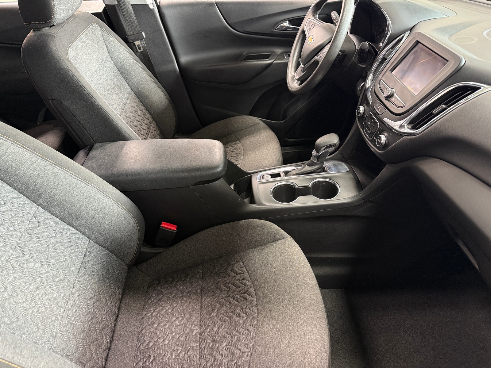 Thumbnail: 2023 Chevrolet Equinox - 2