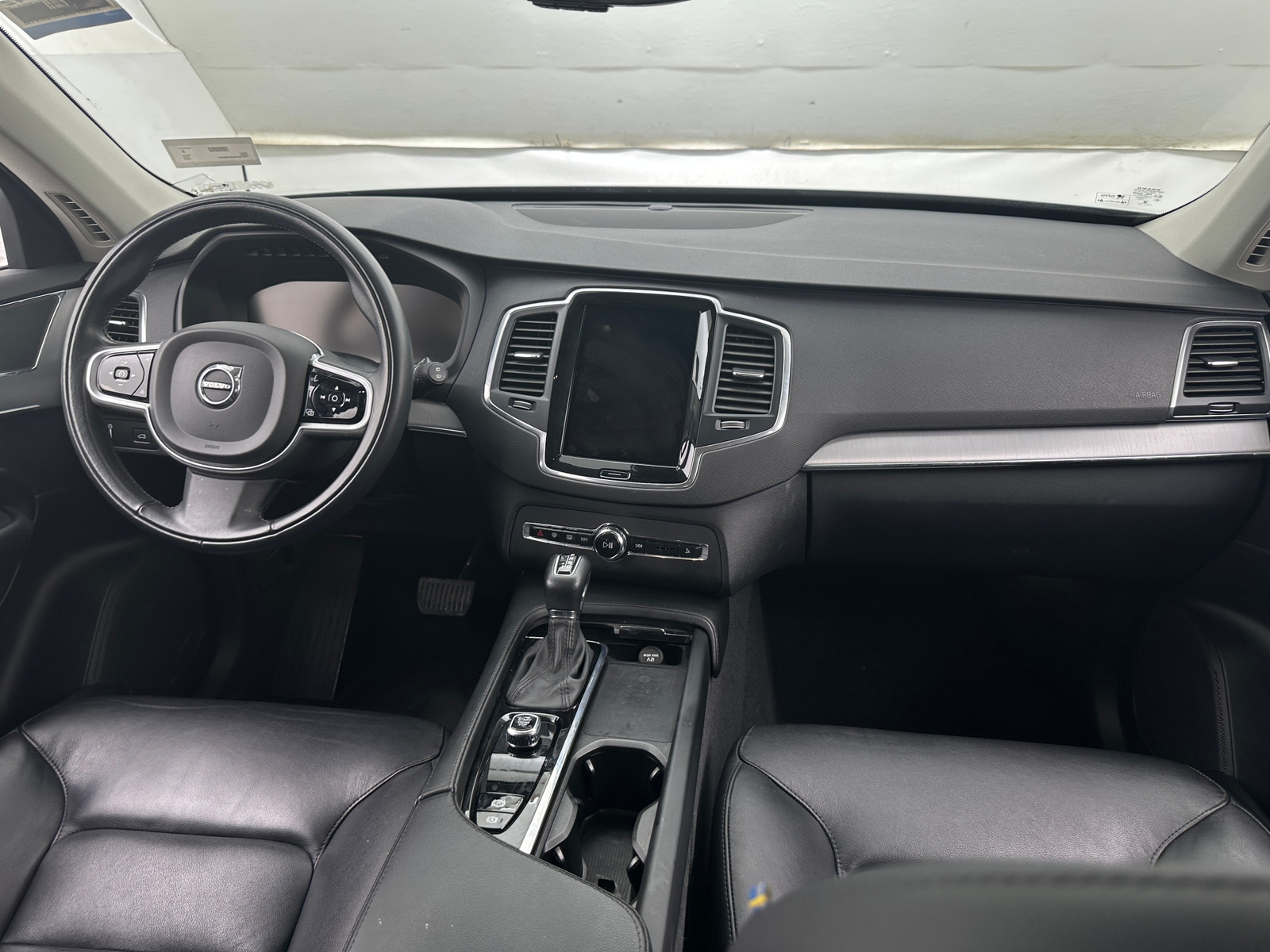 Thumbnail: 2022 Volvo XC90 - 2